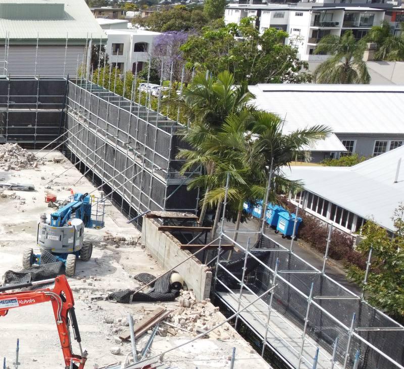 Containment demolition scaffold at the Ramada Hotel